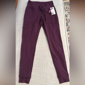 Mondetta Maldives Lined Legging Size Small NWT Burgundy/“Potent Purple”